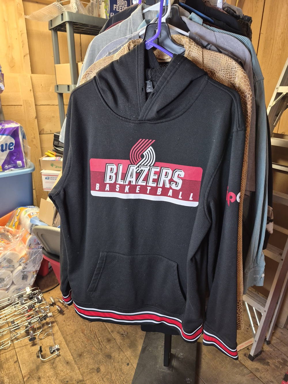 Portland Trail Blazers Men's Black Pullover Hoodie Sweater Bin 59